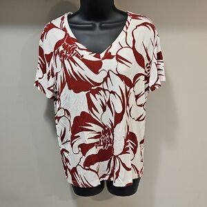 Nine West Red and White Floral Short Sleeve Top